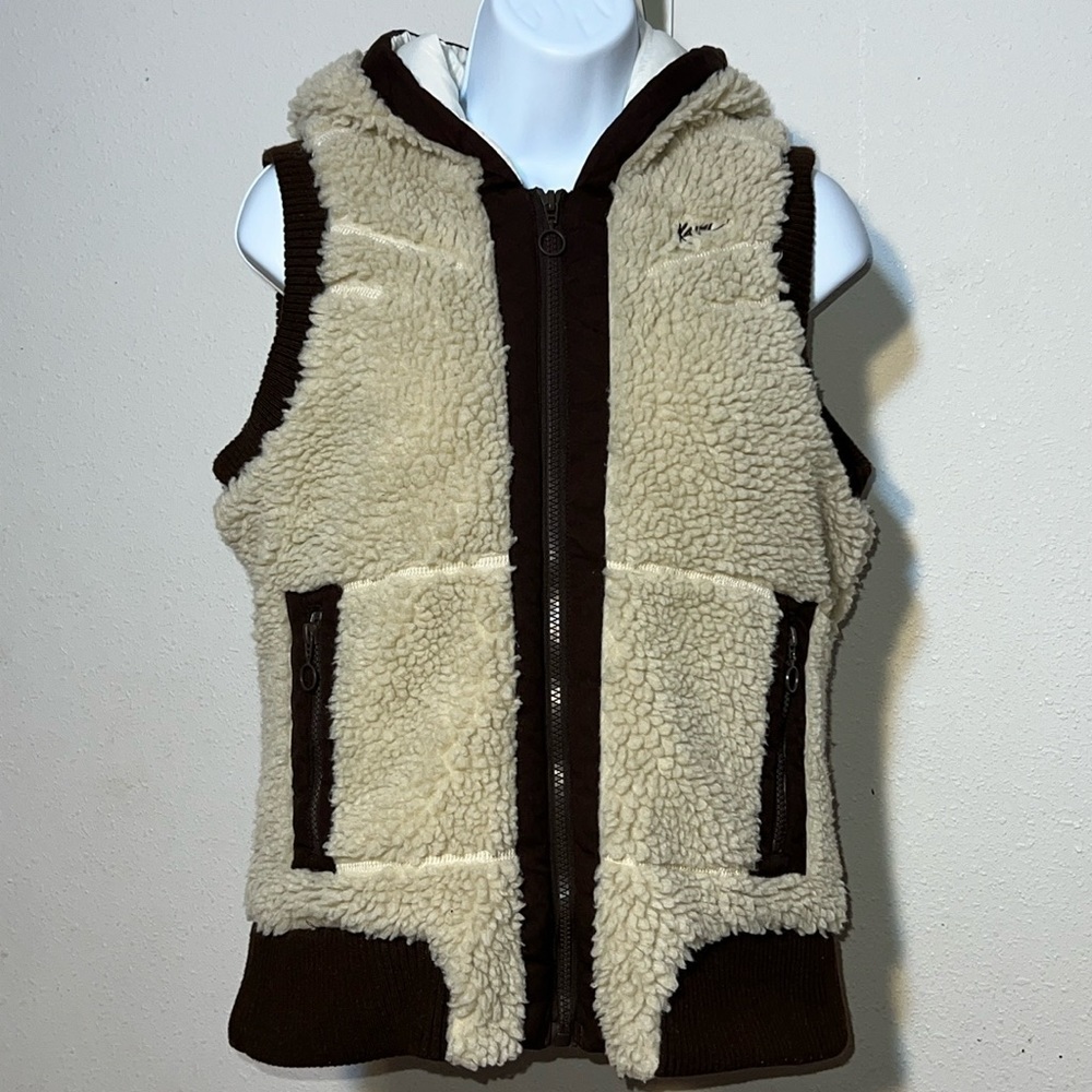KAVU Women’s Sherpa Hooded Outdoor Winter Vest Size Medium